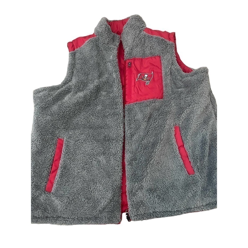 NWT NFL Buccaneers Reversible Puffer Vest 2X Women's Fleece Full Zip Tampa Bay